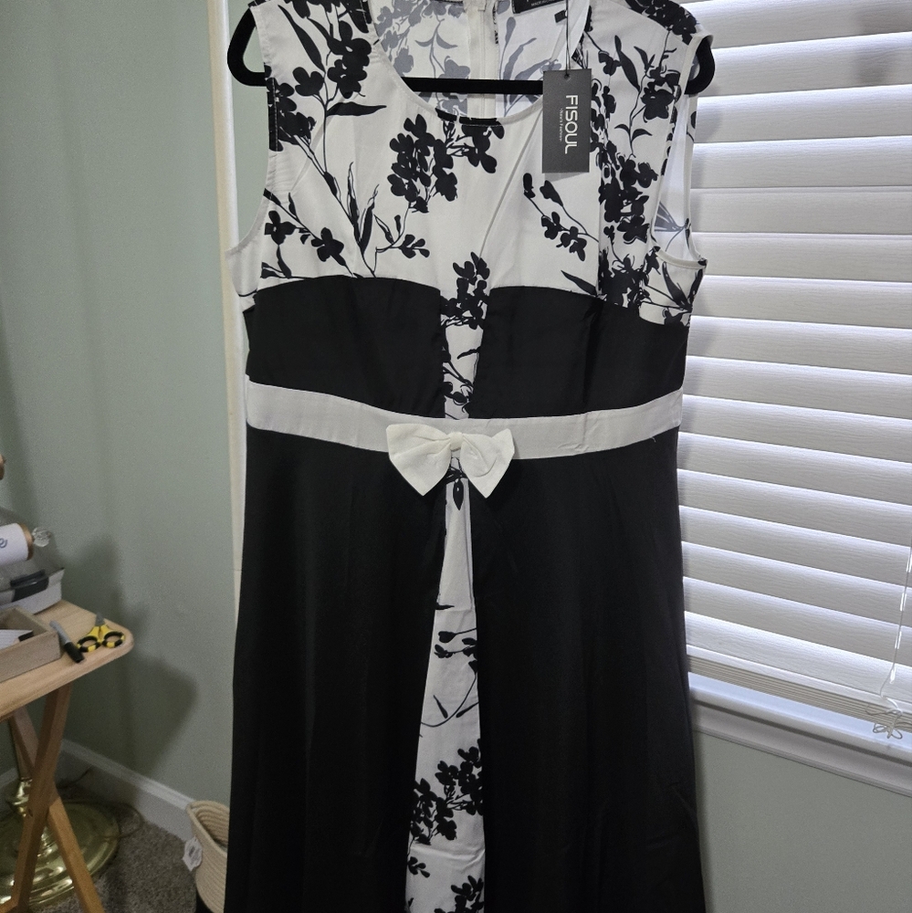 Dress by Fisoul